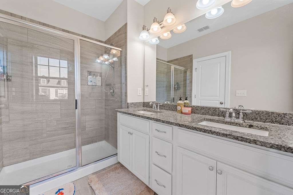 4468 Dunblane Avenue Property Photo 31