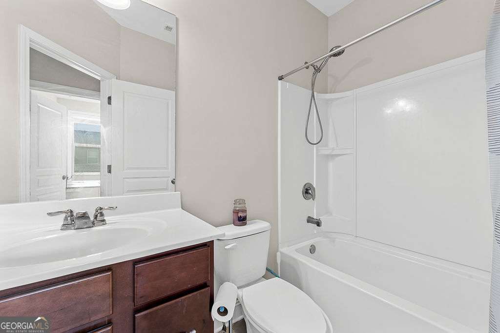 4468 Dunblane Avenue Property Photo 36