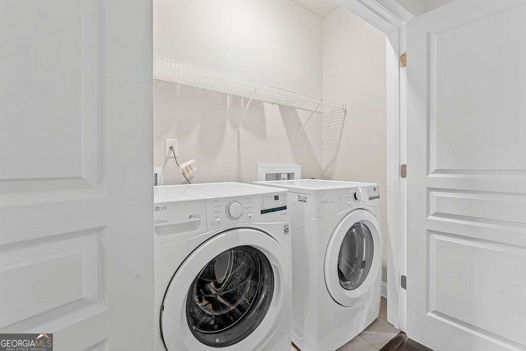 4468 Dunblane Avenue Property Photo 37