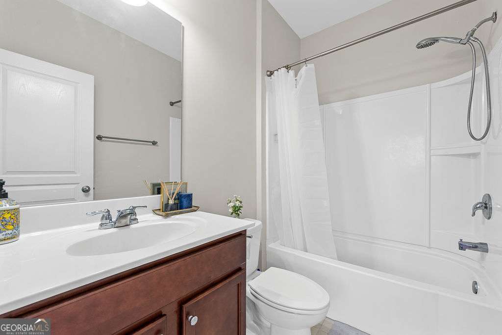 4468 Dunblane Avenue Property Photo 44