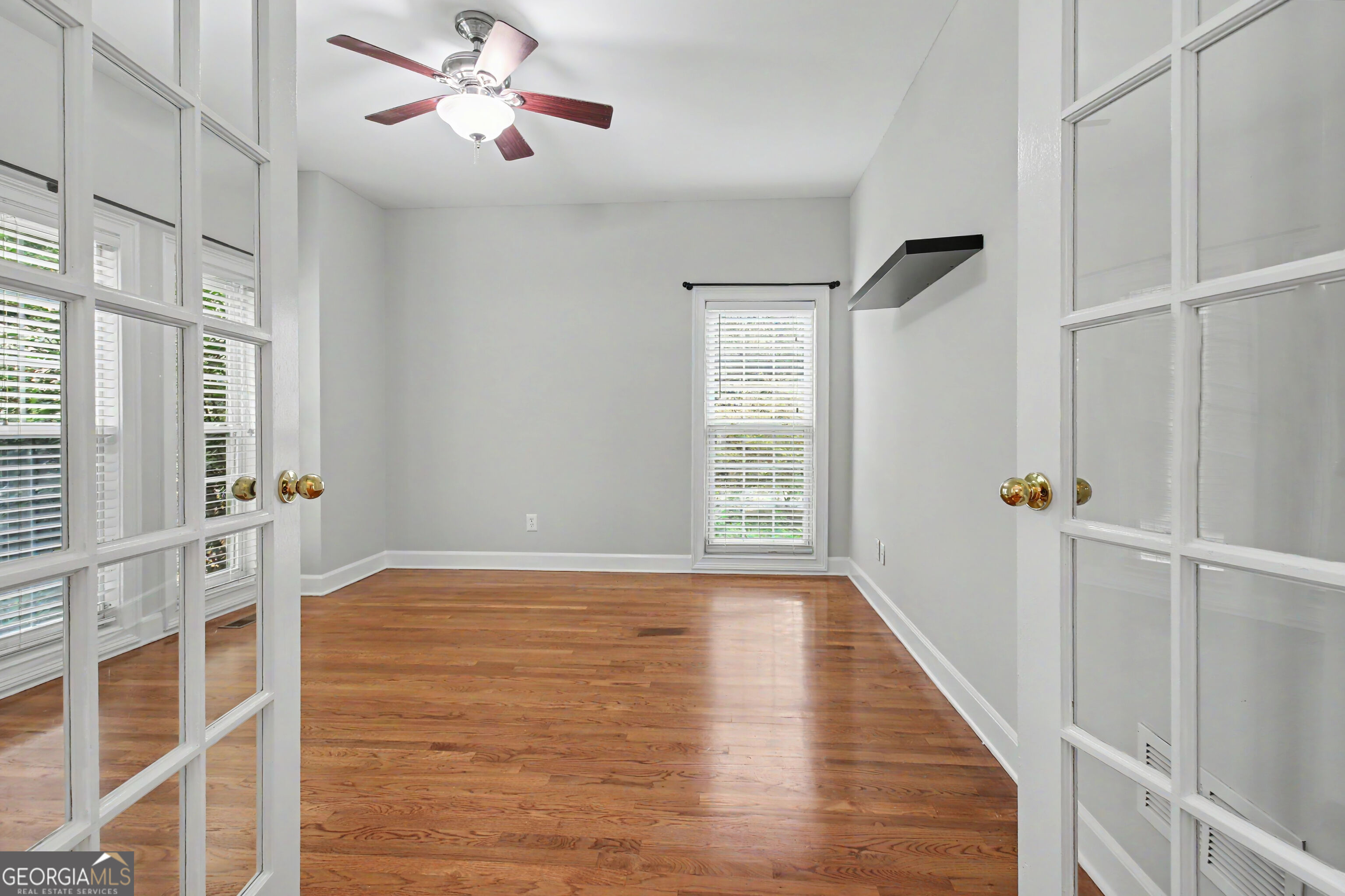 235 Manor Drive Property Photo 10