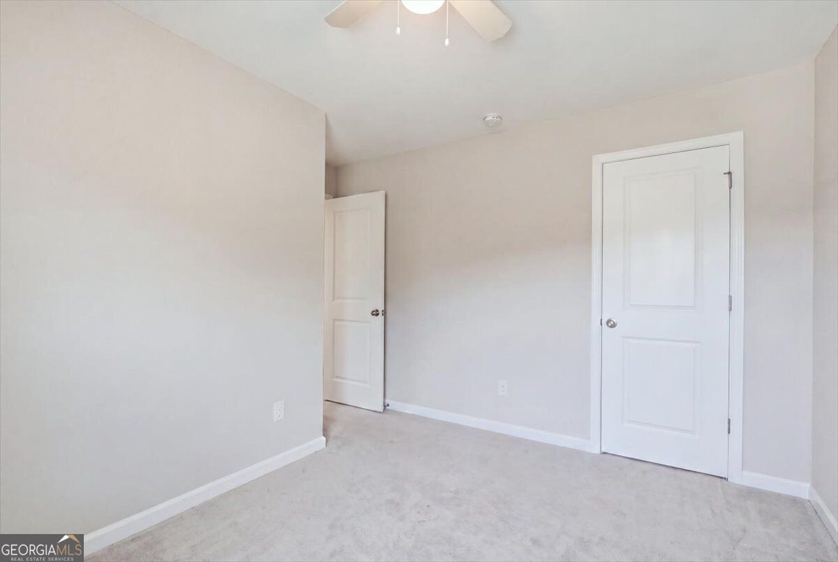 6458 Lanier Harbor Landing Property Photo 39