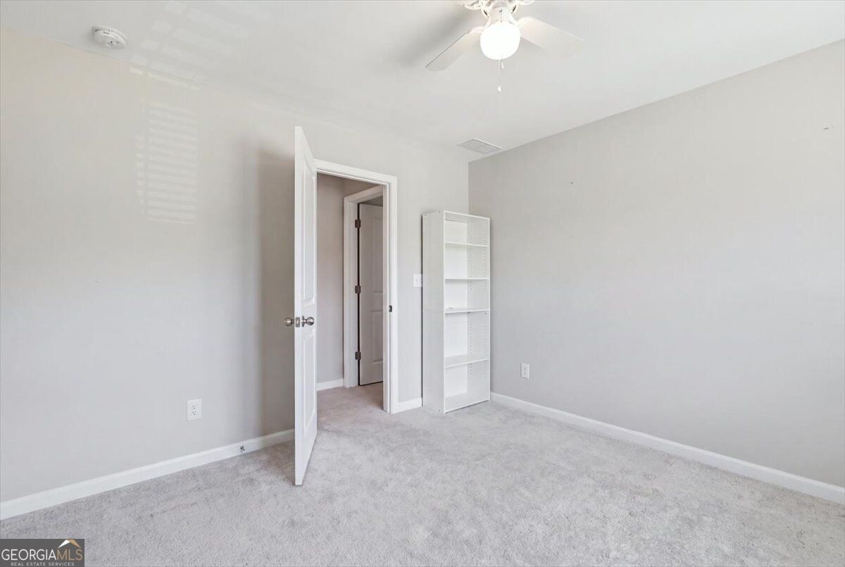 6458 Lanier Harbor Landing Property Photo 41