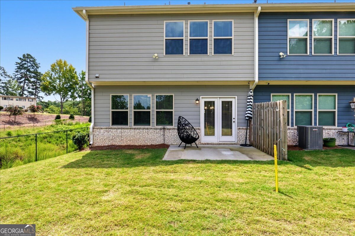 6458 Lanier Harbor Landing Property Photo 44