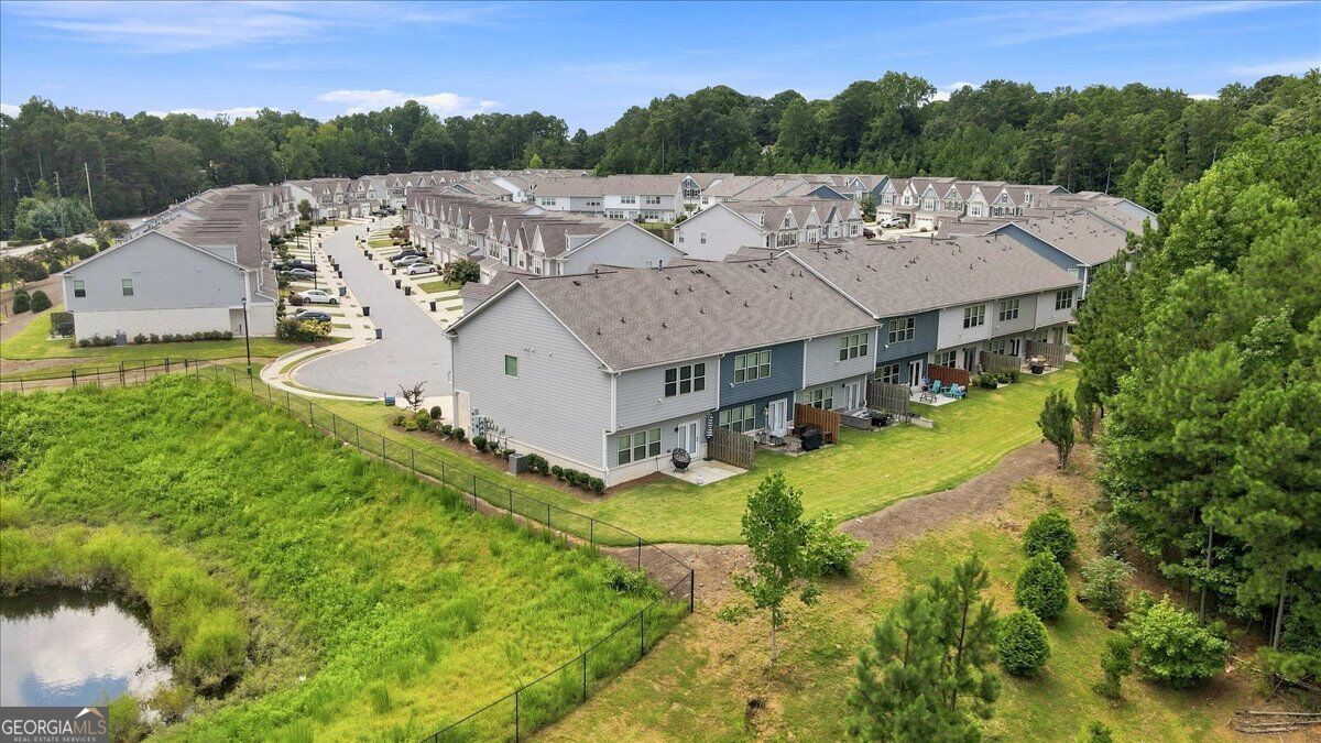 6458 Lanier Harbor Landing Property Photo 59