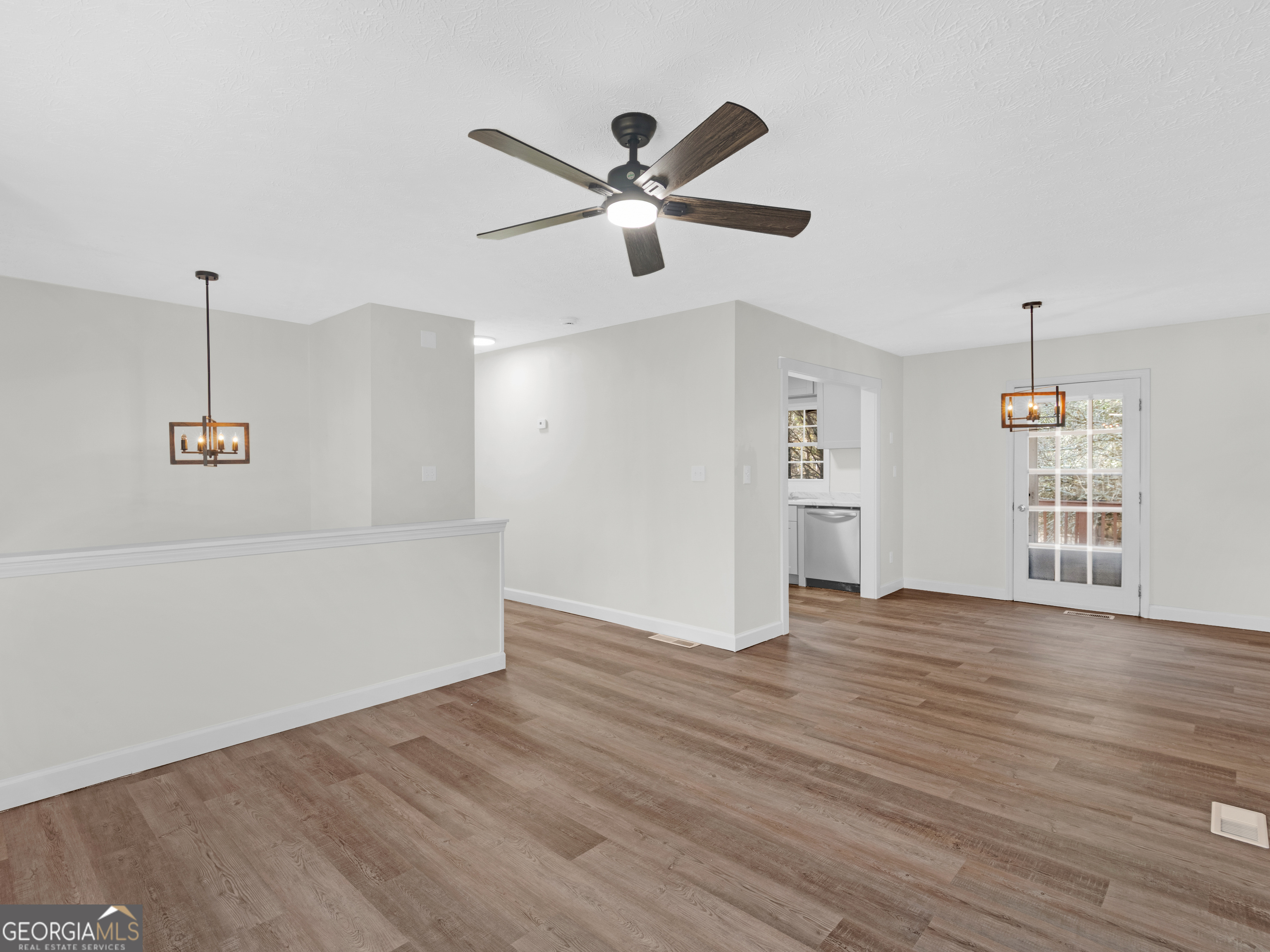 1626 Pinebrook Drive Property Photo 6