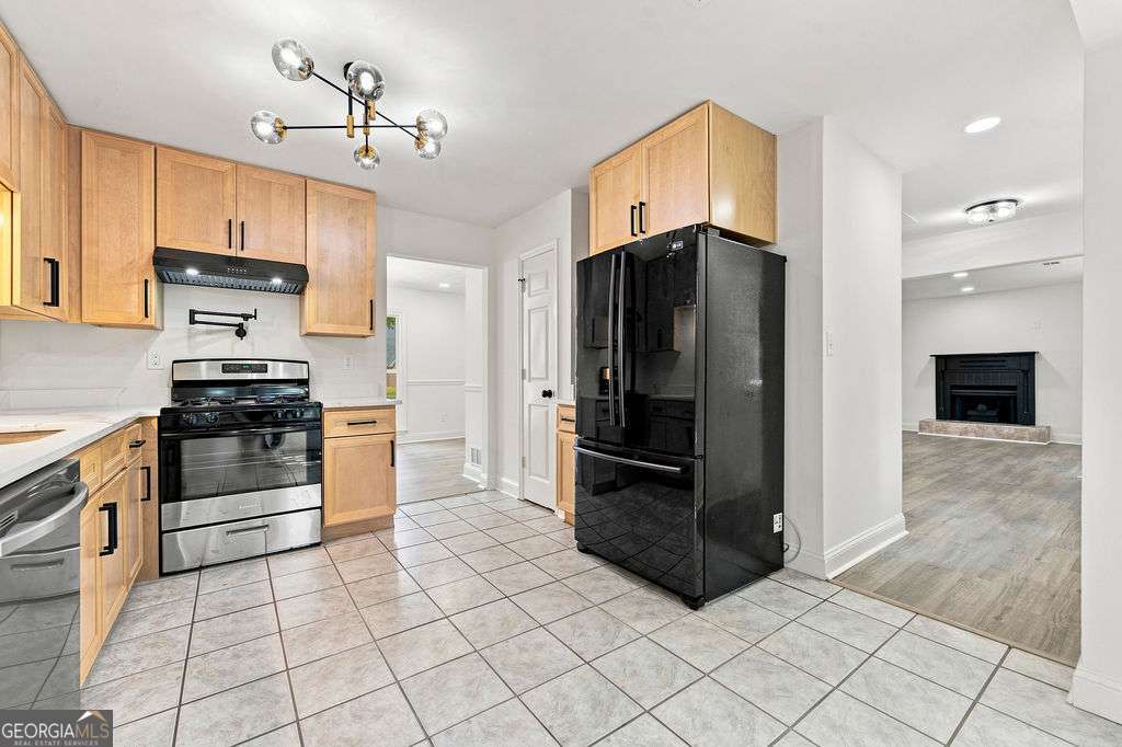 1359 Summit Lane Nw Property Photo 5