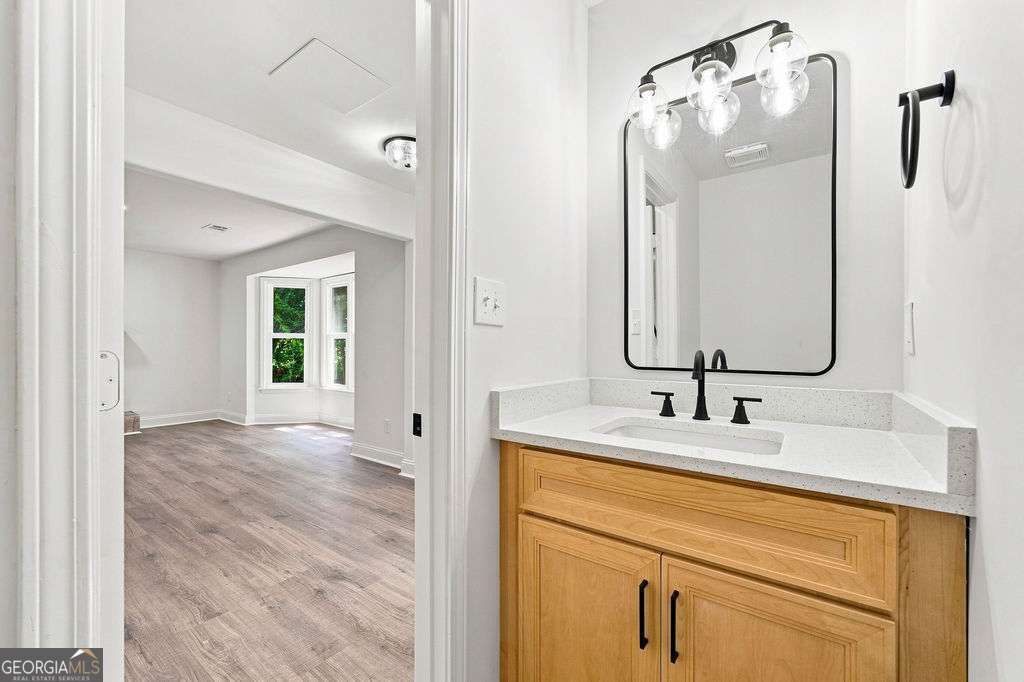 1359 Summit Lane Nw Property Photo 10