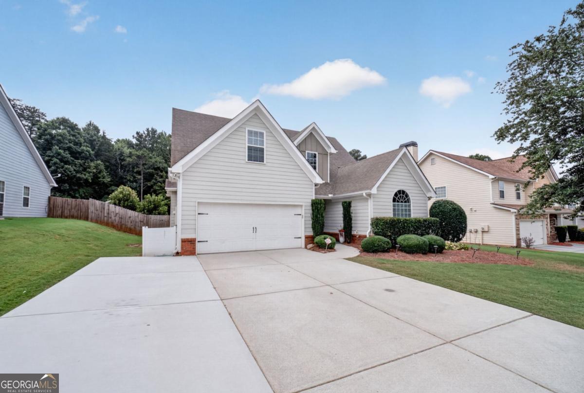 6280 Cove Creek Drive Property Photo 4