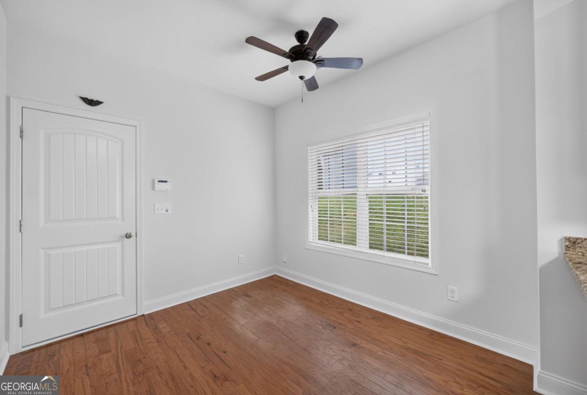 6280 Cove Creek Drive Property Photo 21