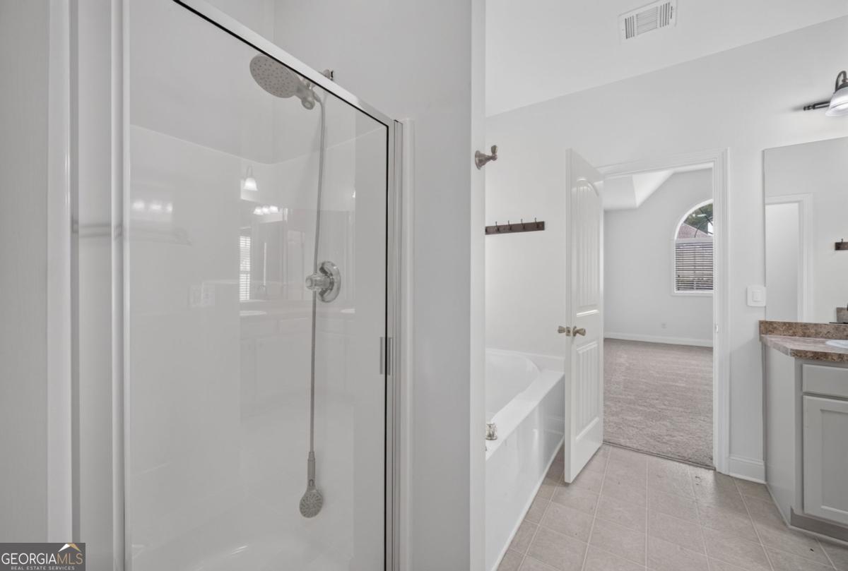 6280 Cove Creek Drive Property Photo 30