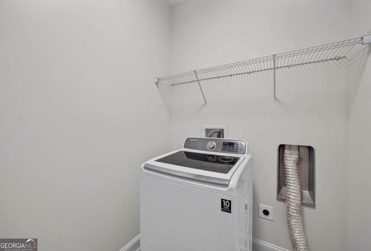 6280 Cove Creek Drive Property Photo 32