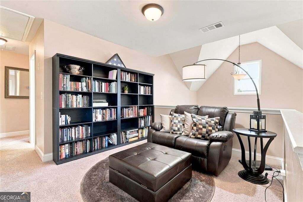 334 Red Cap Circle Property Photo 32