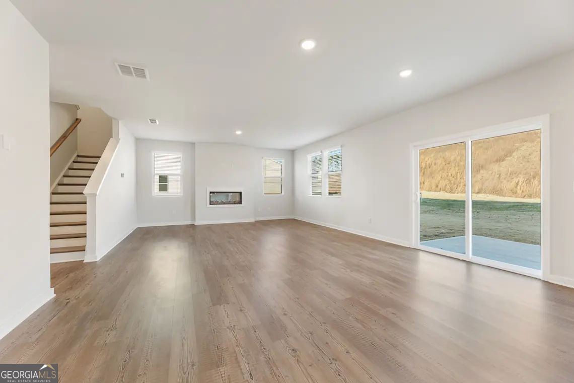 5671 Rosehall Place Property Photo 12
