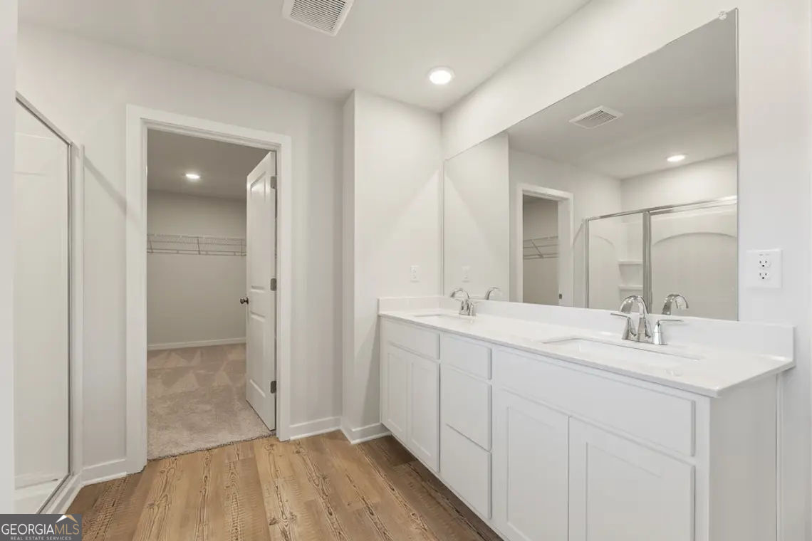 5671 Rosehall Place Property Photo 22