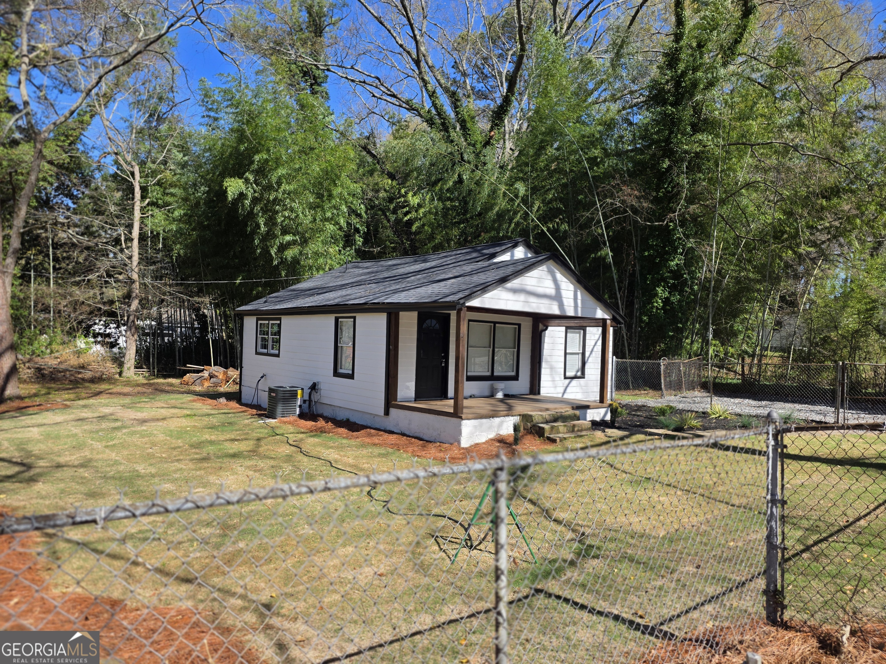 109 Pharr Avenue Property Photo 3