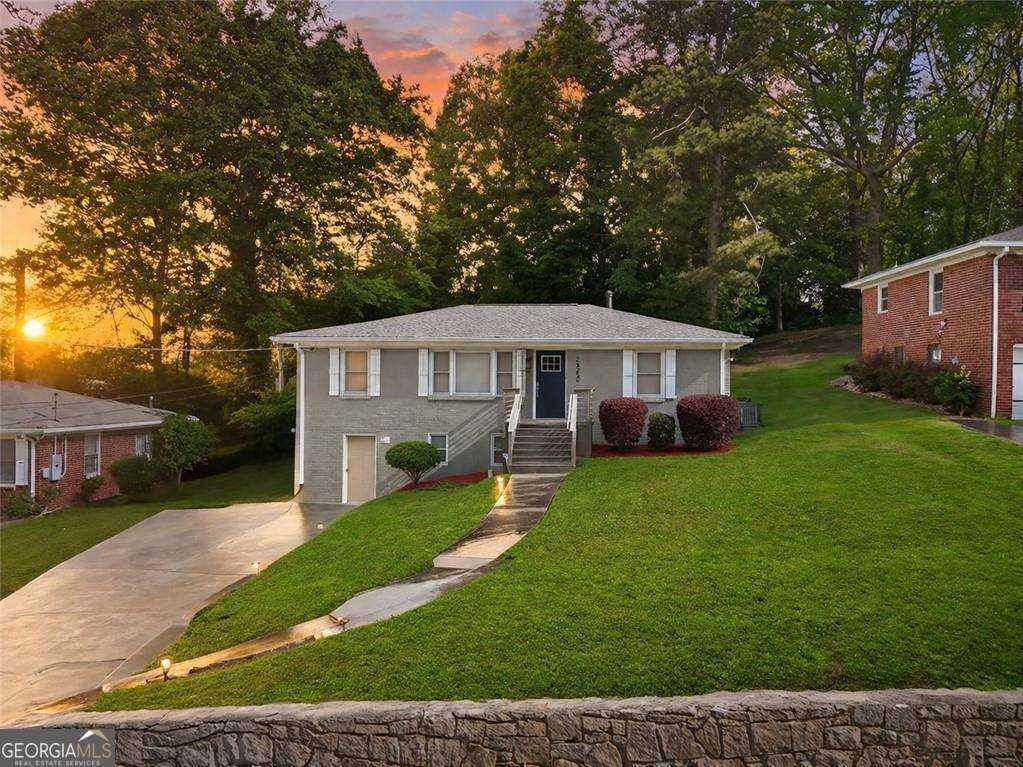2353 Larchwood Road Property Photo 29