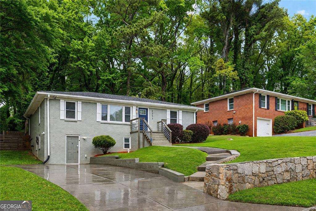 2353 Larchwood Road Property Photo 31