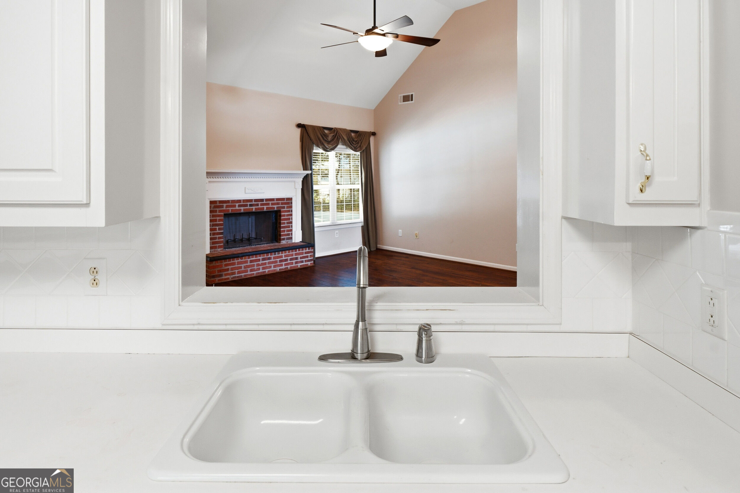 36 Miners Way Property Photo 17