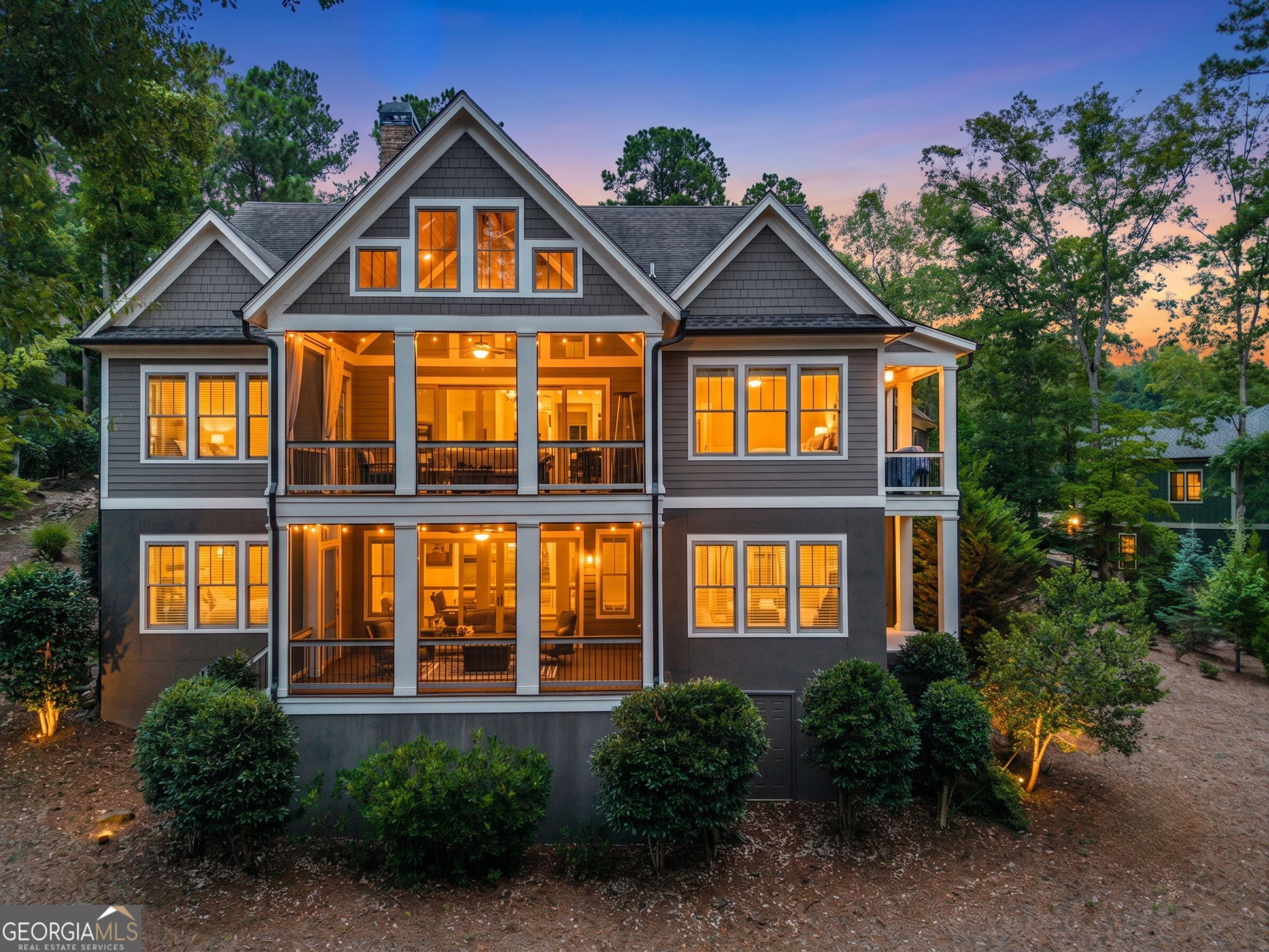 1190 Sugar Run Property Photo 4