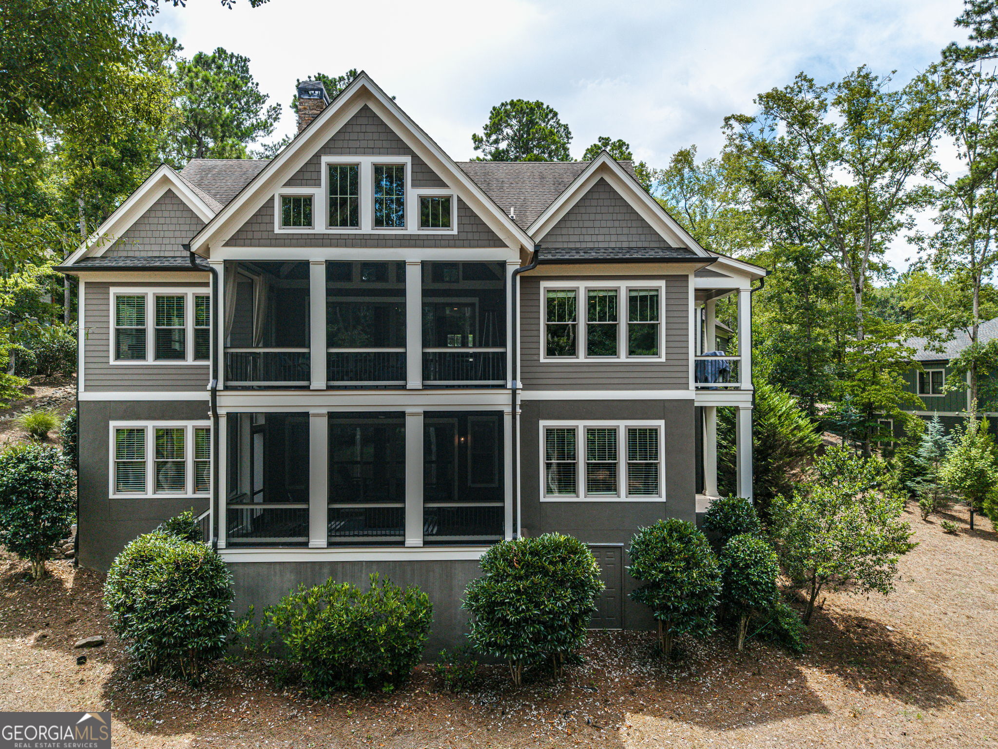 1190 Sugar Run Property Photo 5
