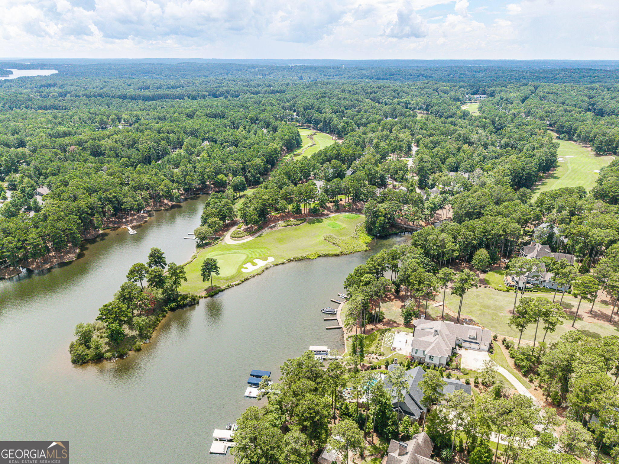 1190 Sugar Run Property Photo 6