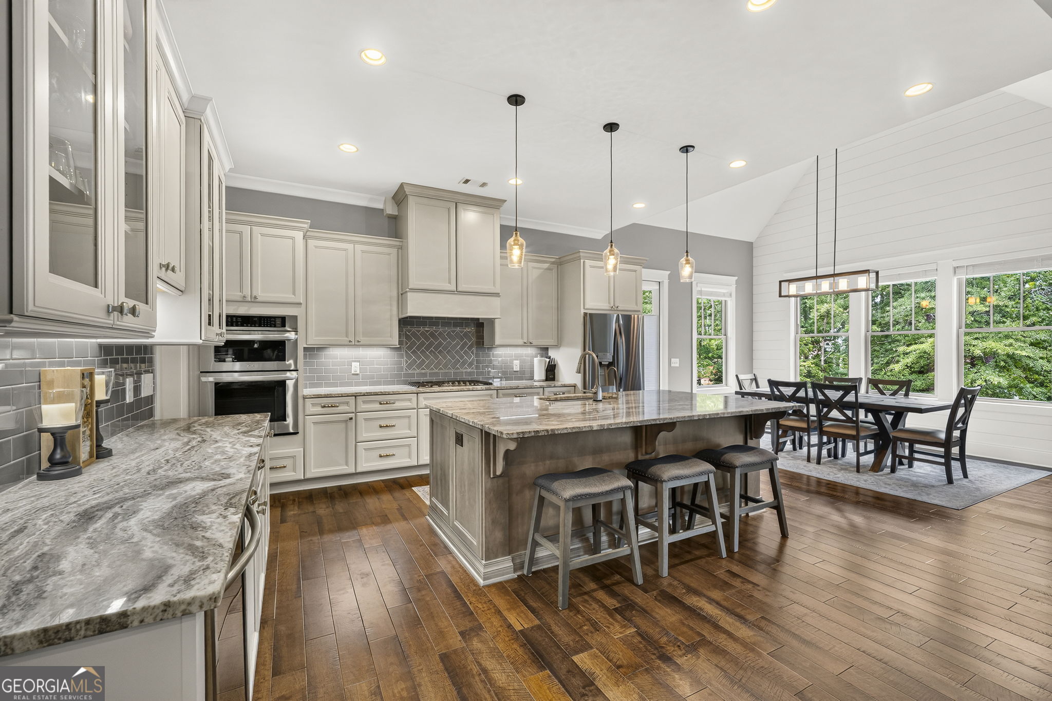 1190 Sugar Run Property Photo 18
