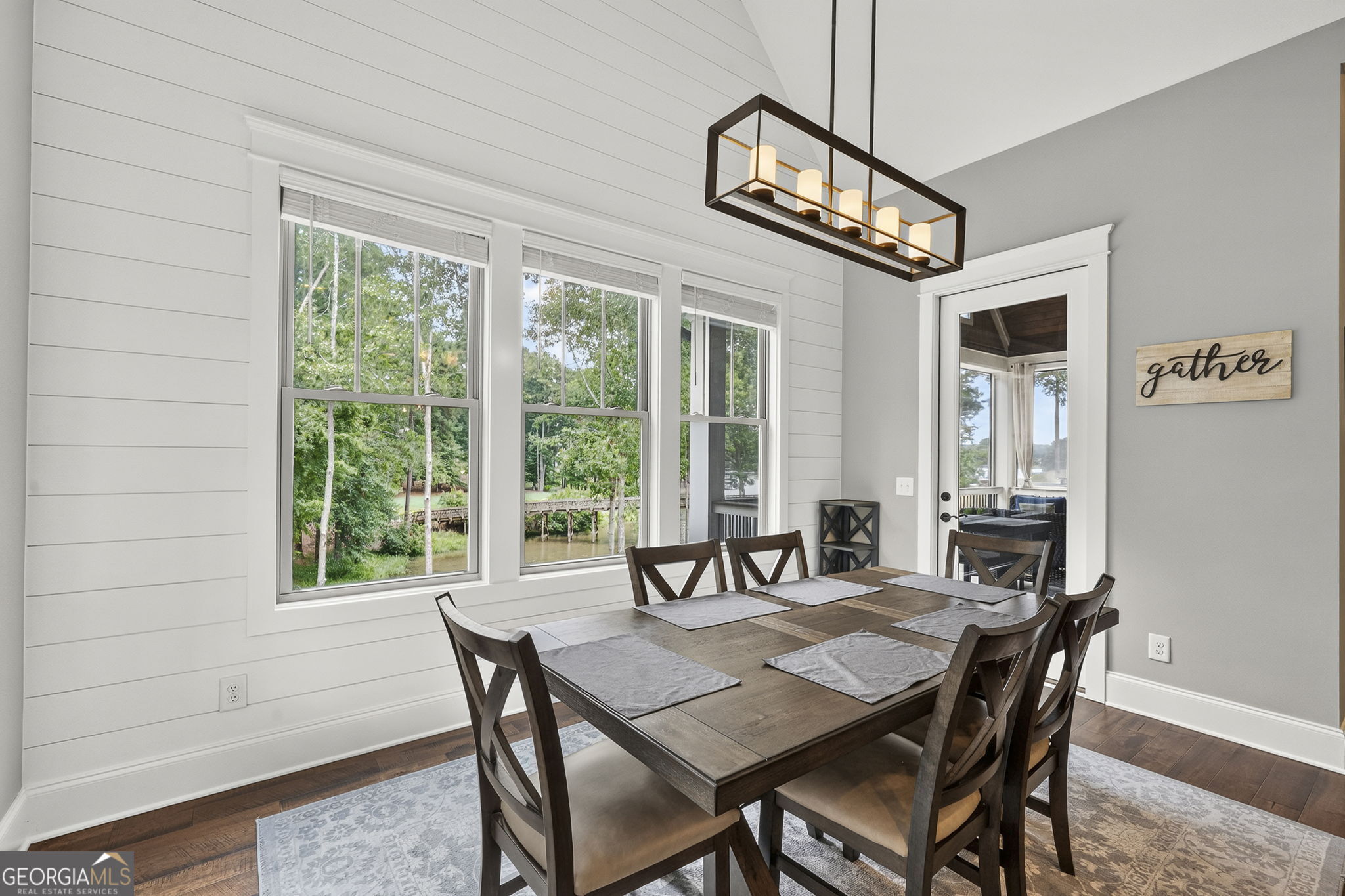 1190 Sugar Run Property Photo 25