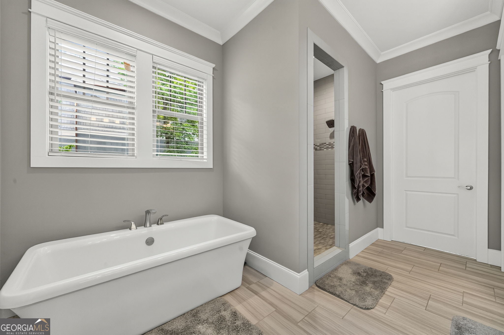 1190 Sugar Run Property Photo 34