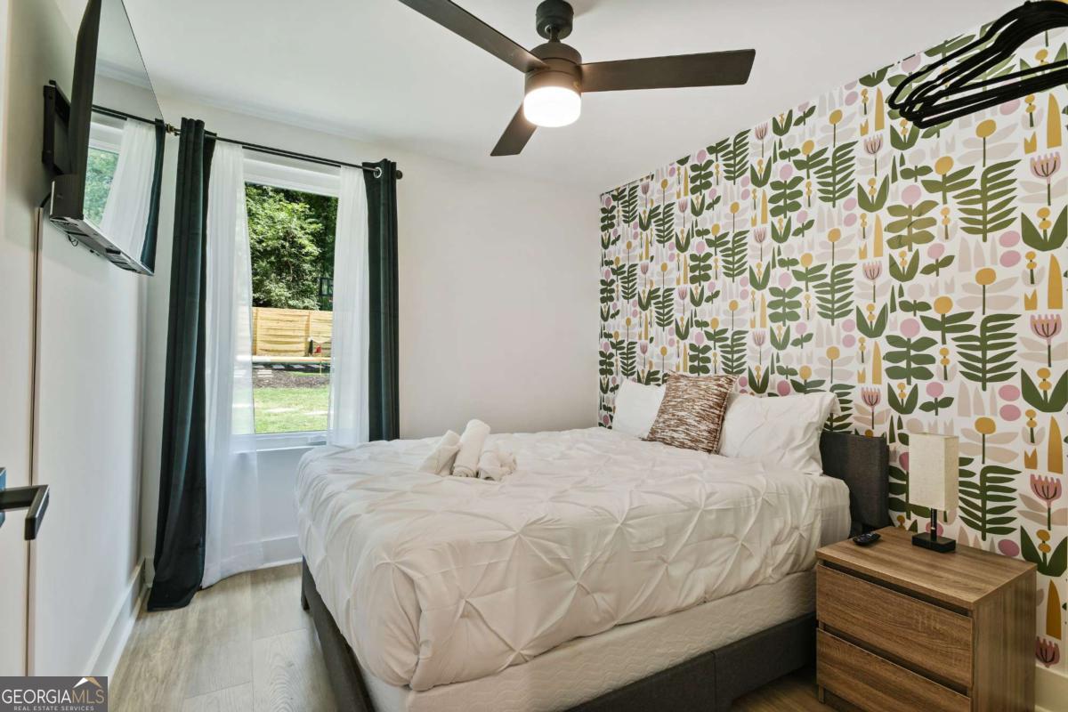 729 Emily Place Nw Property Photo 8