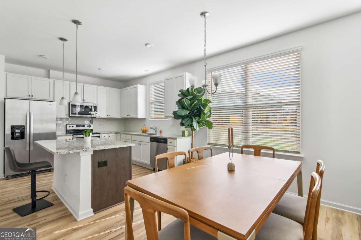 1513 Salinger Court # 1513 Property Photo 3
