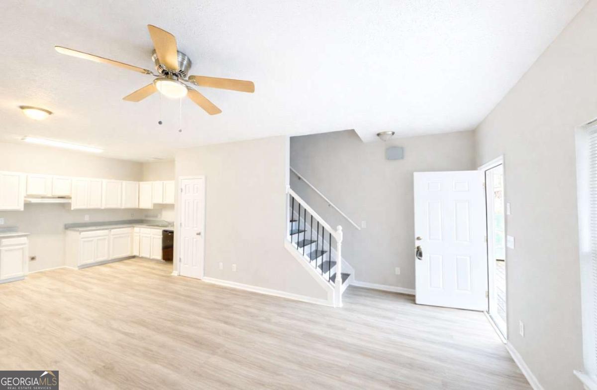 2054 Joseph E Boone Boulevard Nw Property Photo 5