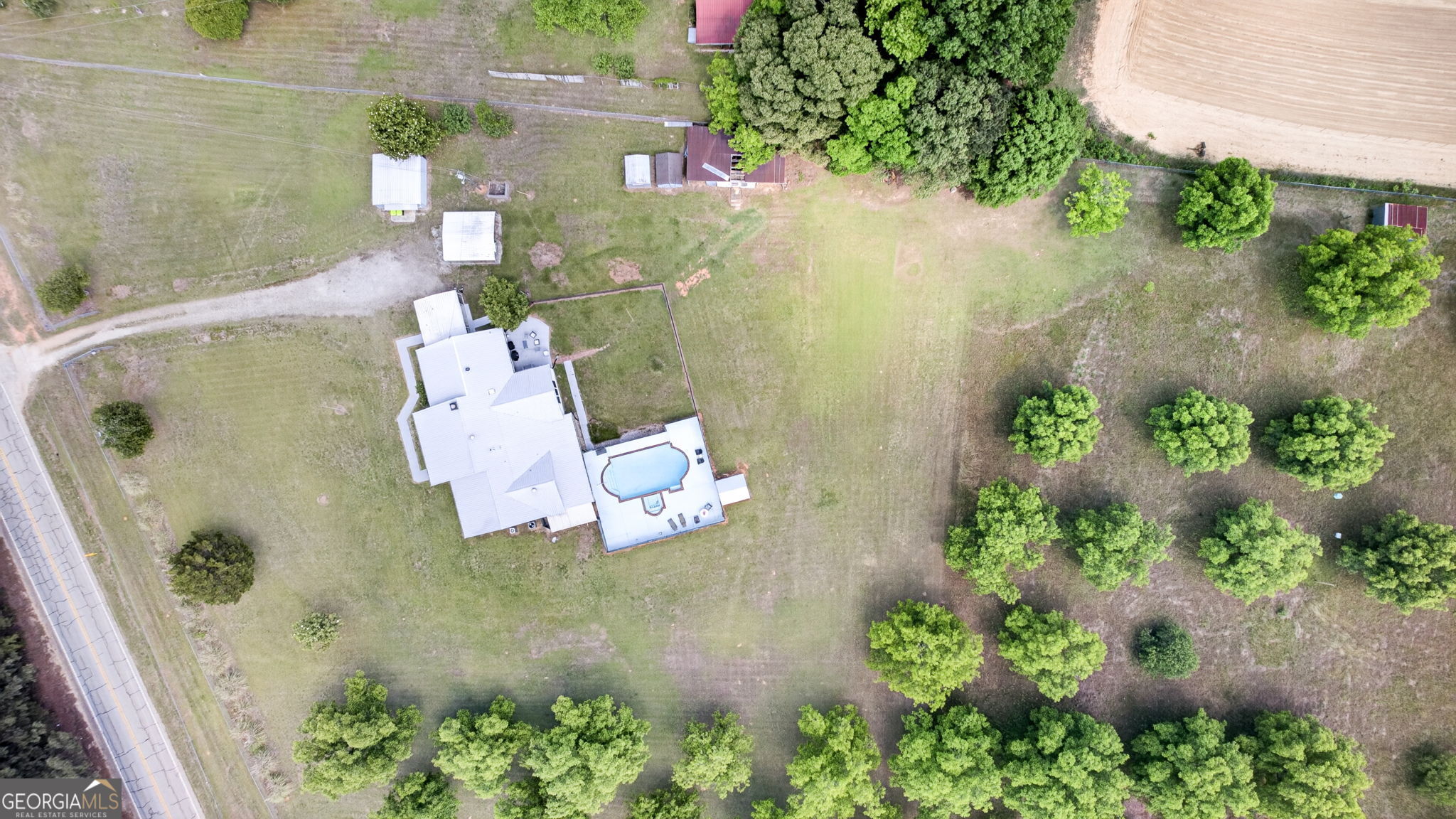 1650 Highway 81 W Property Photo 4