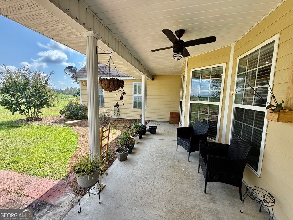 631 Patterson Street Property Photo 31