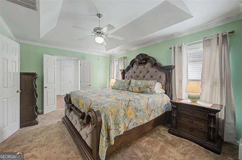 4363 Walforde Boulevard Property Photo 15