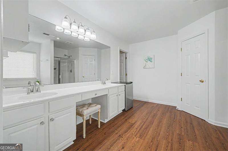 4363 Walforde Boulevard Property Photo 18