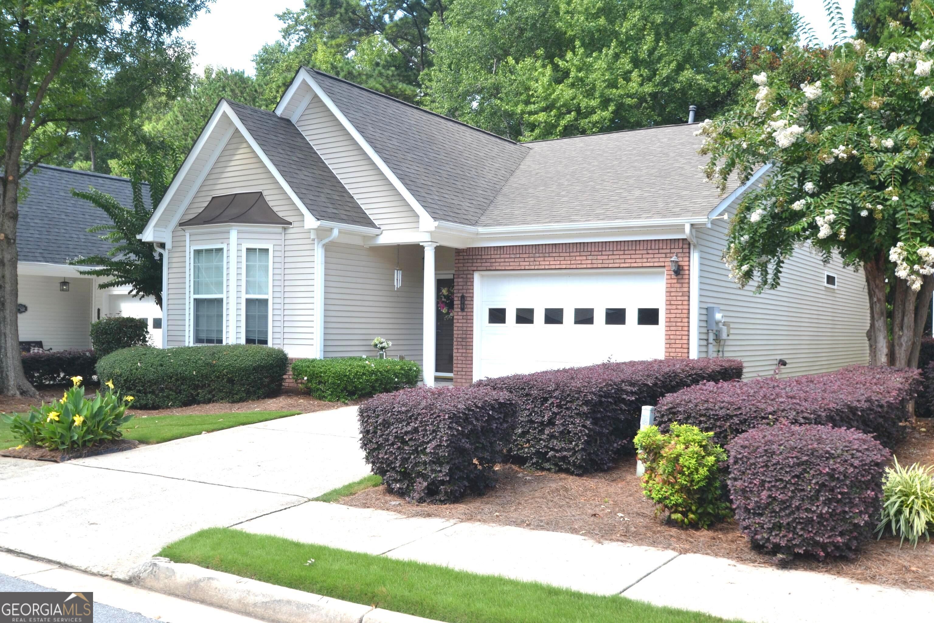 36 Ginger Gold Drive Property Photo 1