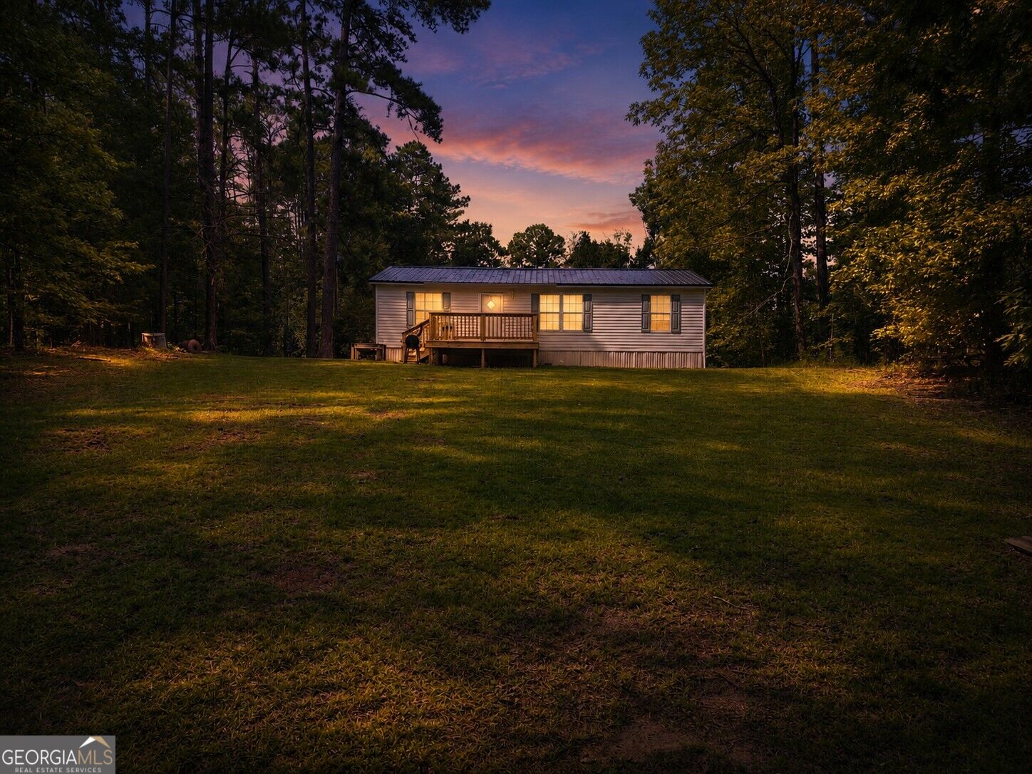 405 Loblolly Drive Property Photo 2