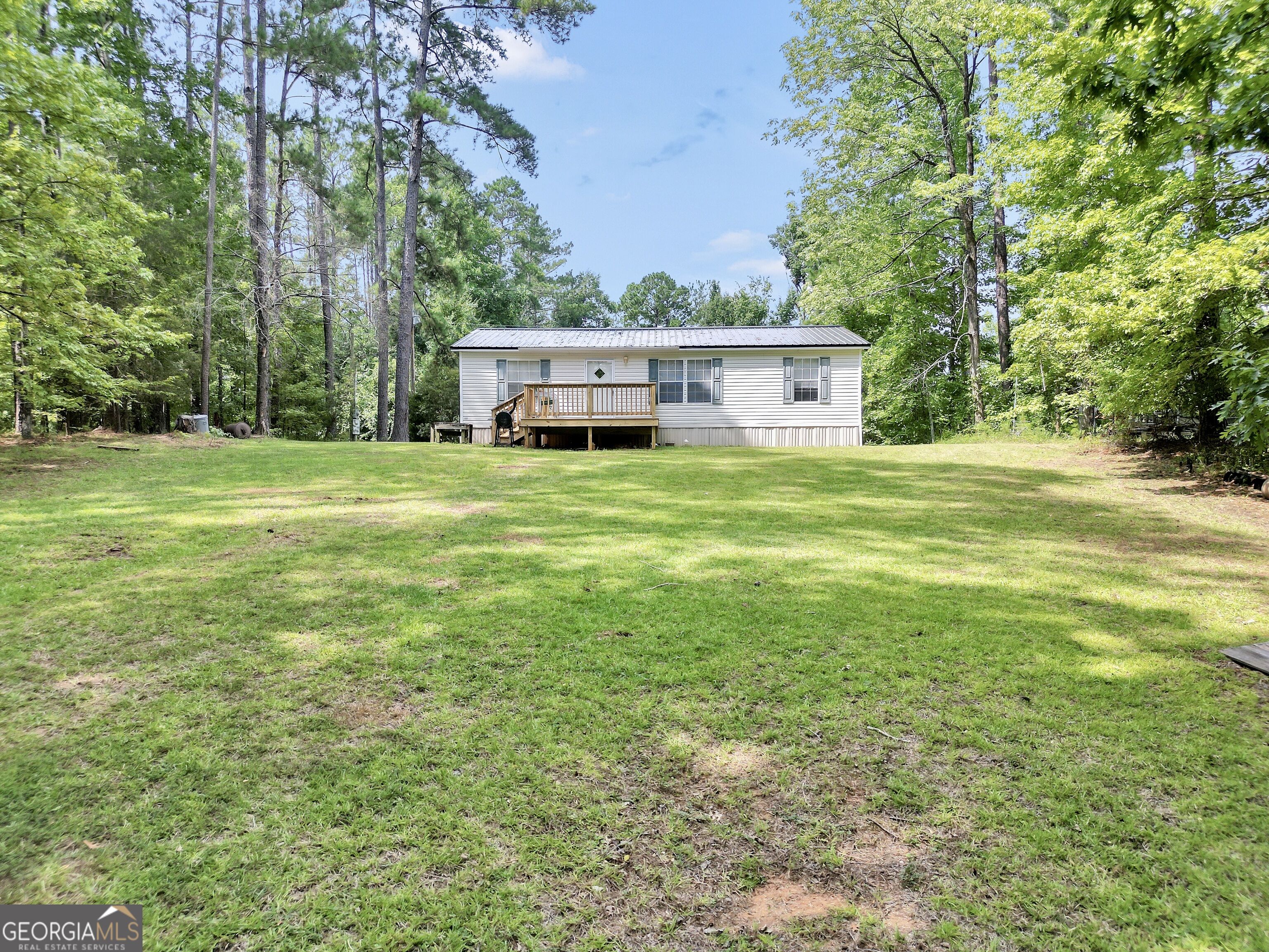 405 Loblolly Drive Property Photo 3