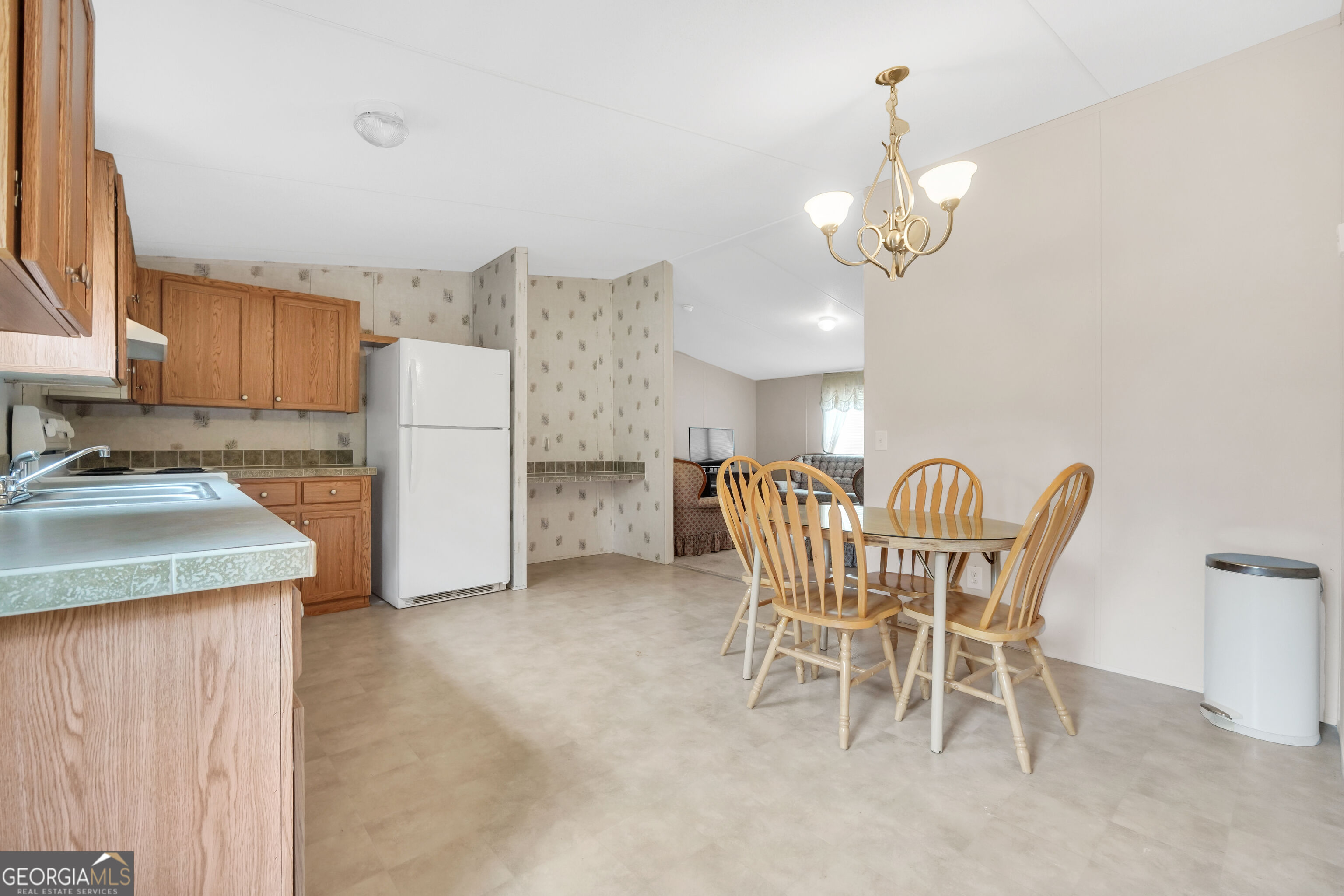 405 Loblolly Drive Property Photo 8