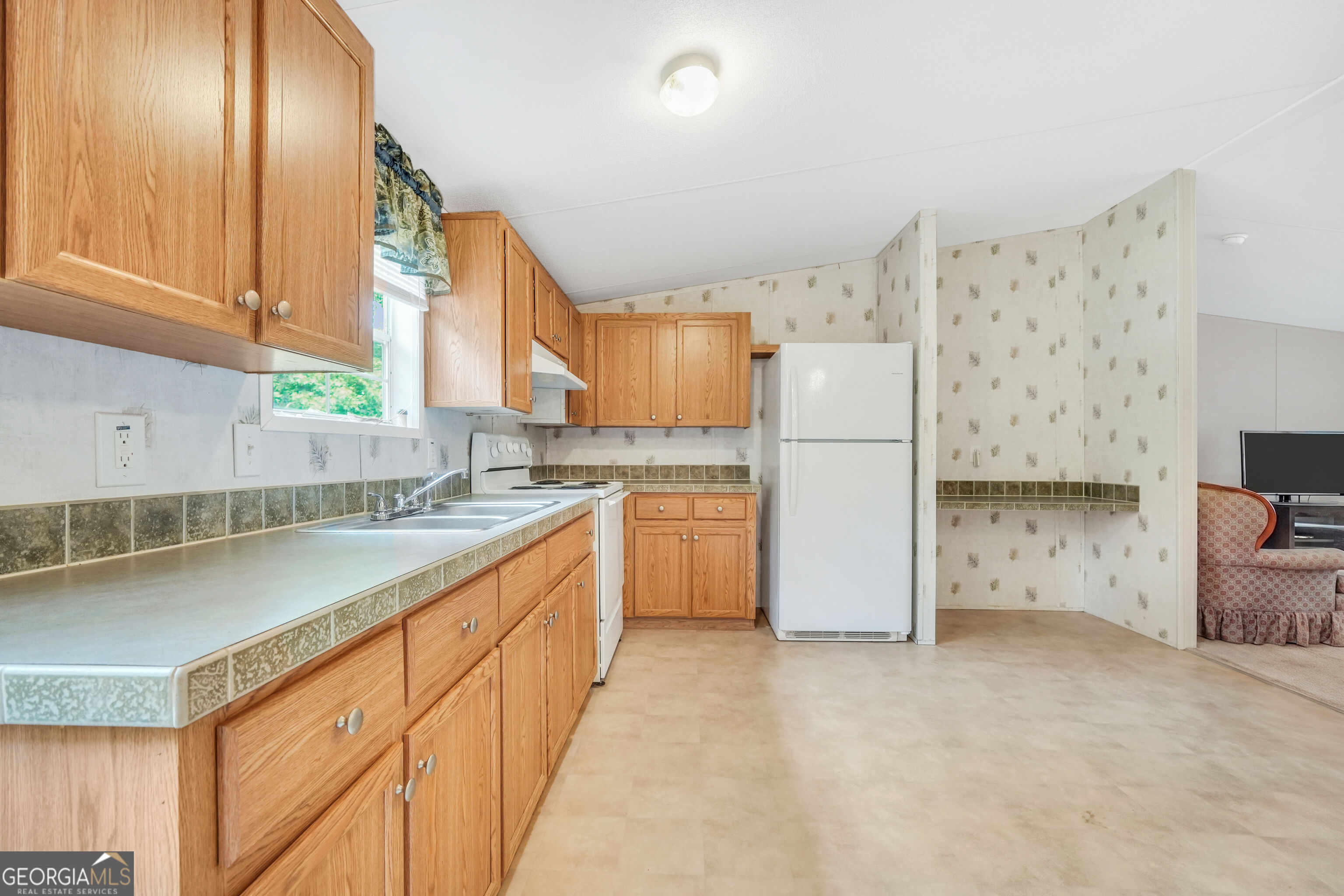 405 Loblolly Drive Property Photo 9