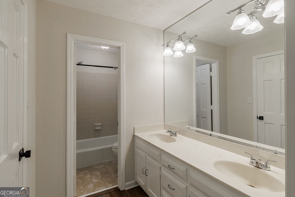 1035 Whit Davis Road Property Photo 38