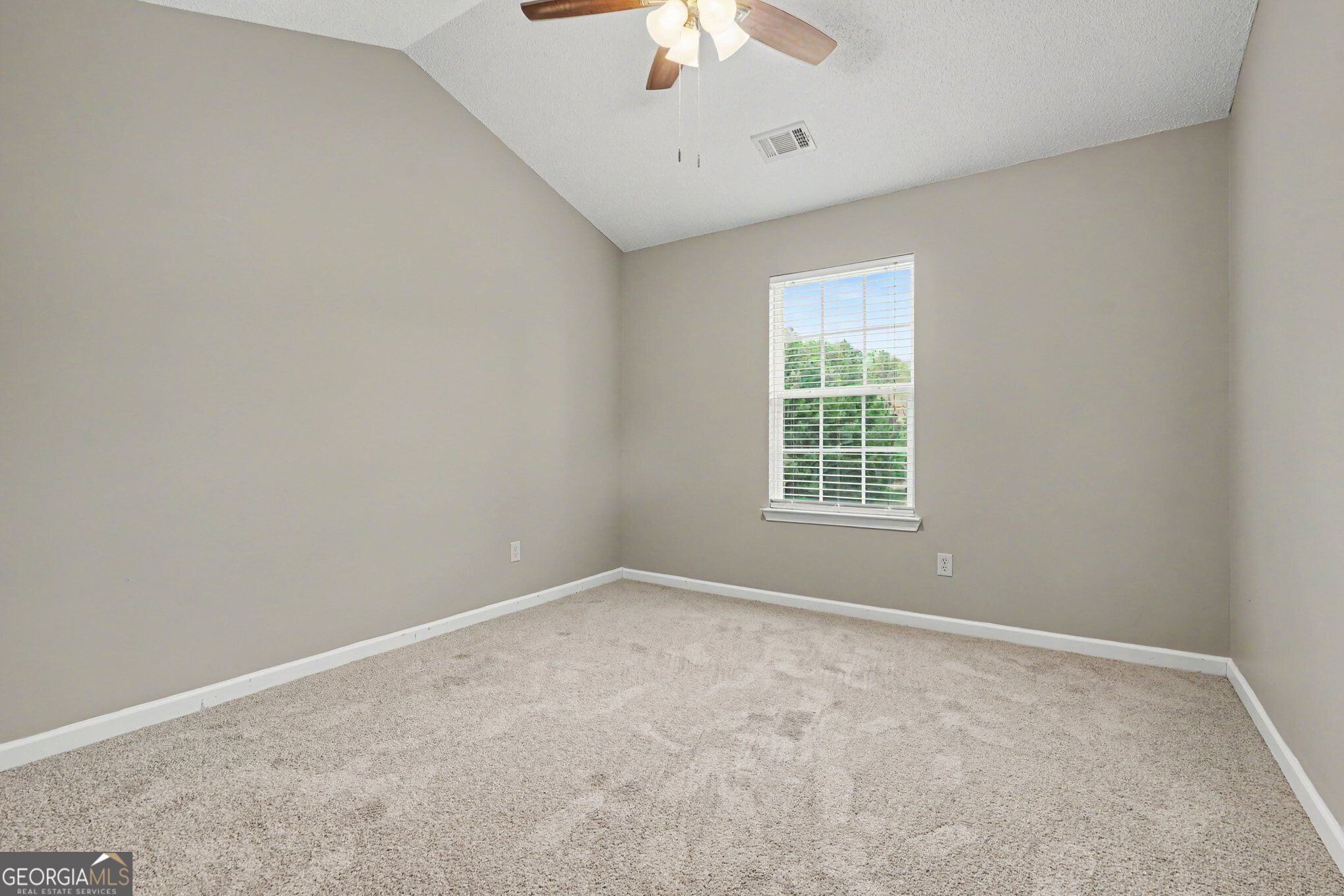 230 Stone Ridge Way Property Photo 31