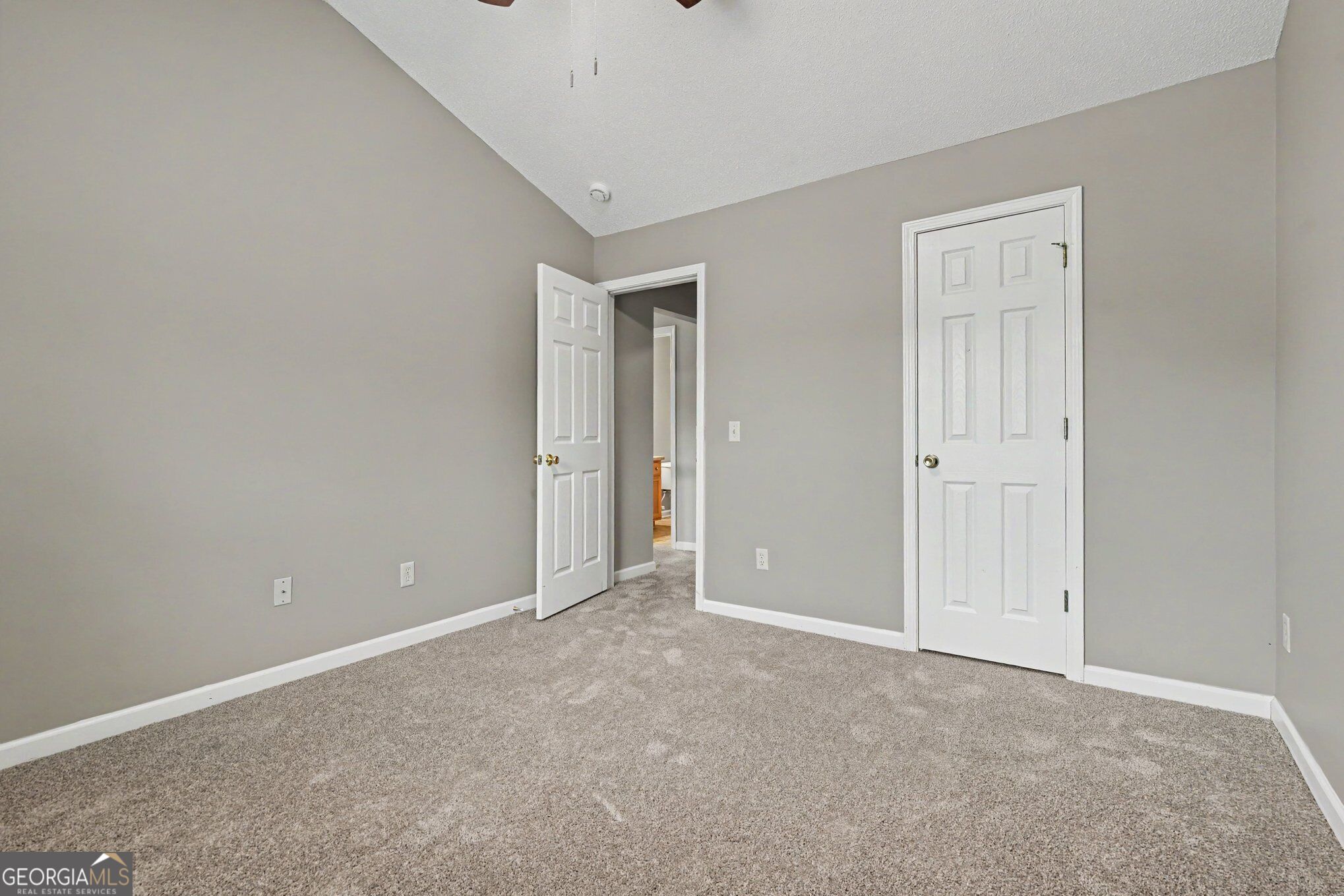 230 Stone Ridge Way Property Photo 32