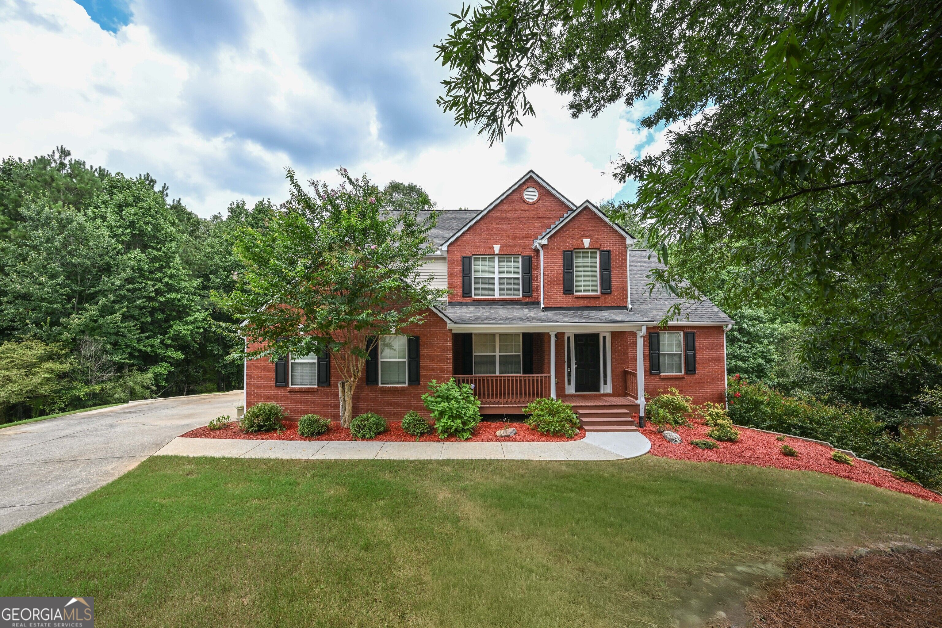 529 Plantation Creek Drive Property Photo 1