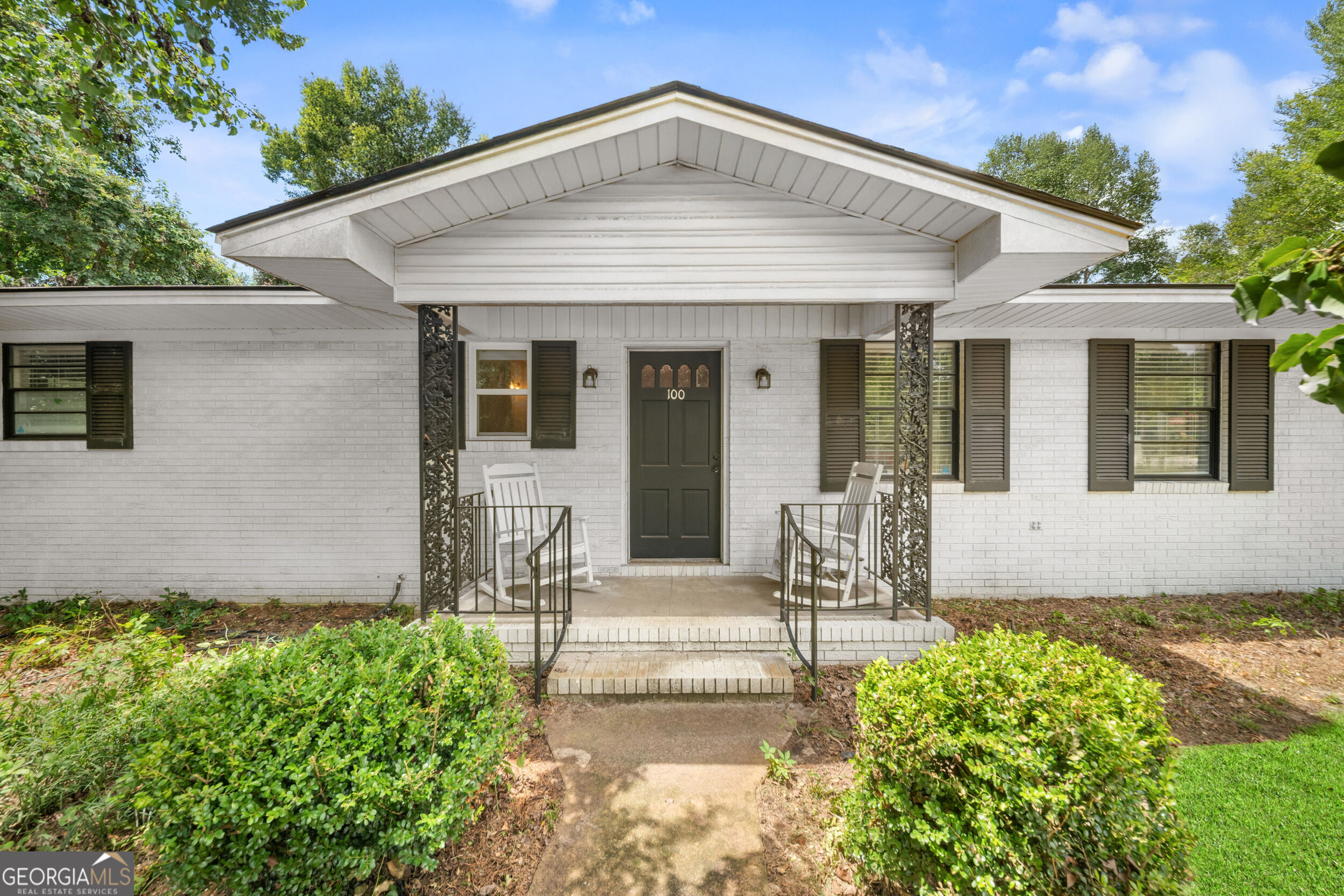 100 Pineview Road Property Photo 4