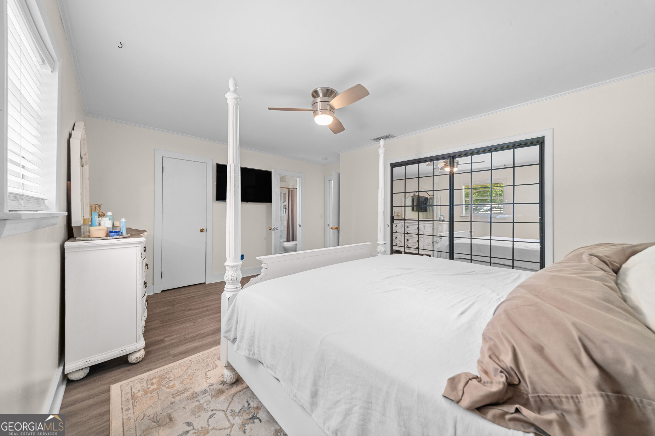 100 Pineview Road Property Photo 13