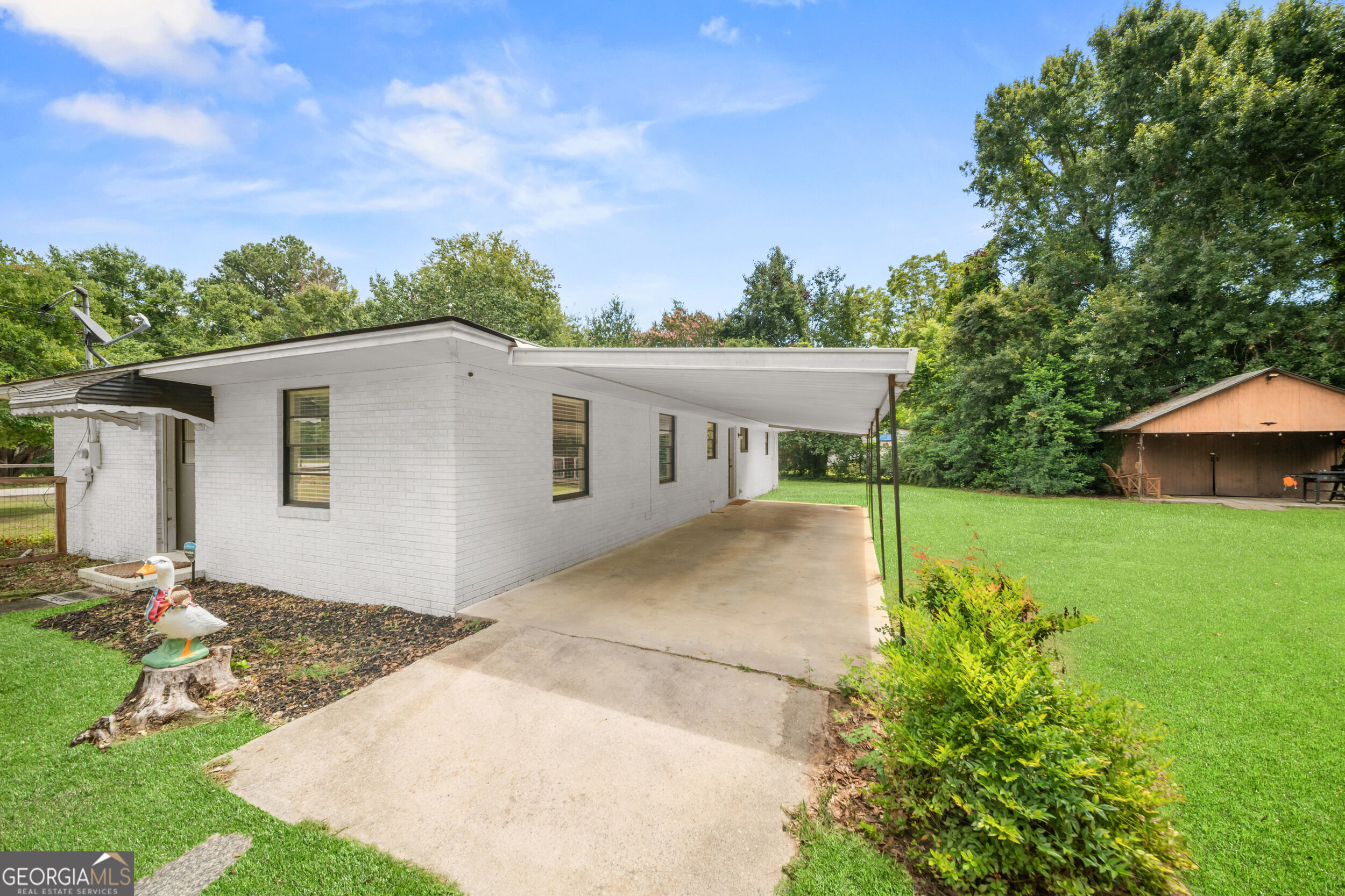100 Pineview Road Property Photo 21