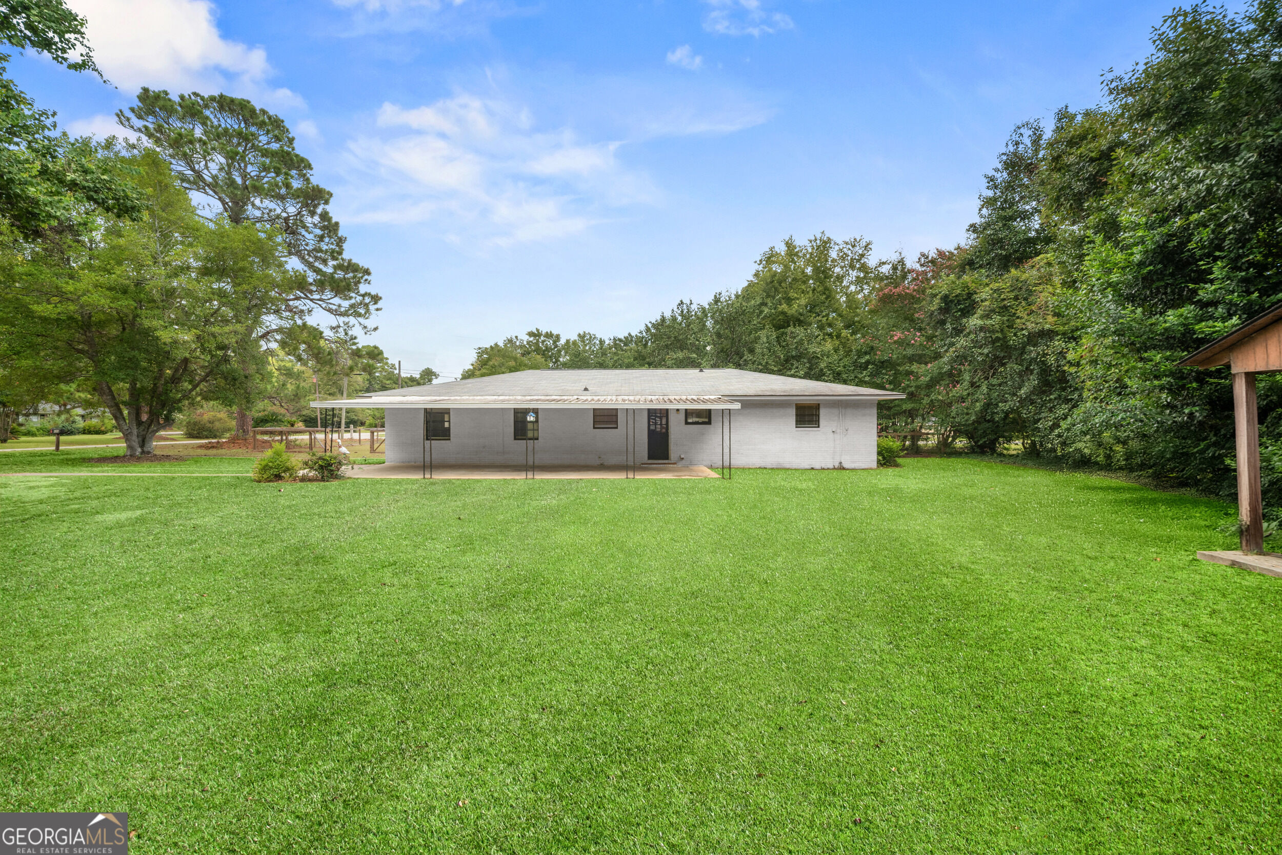 100 Pineview Road Property Photo 23