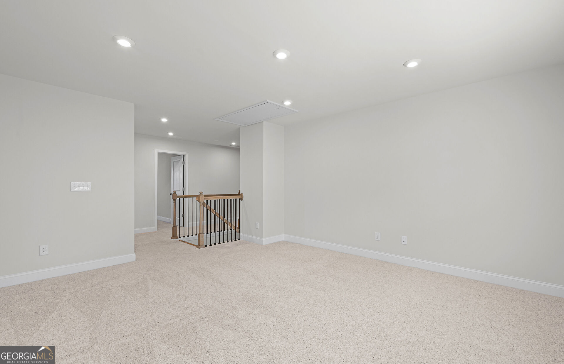 804 Oleander Court Property Photo 13